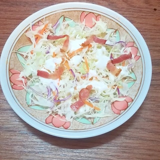 カリカリ☆ベーコンのキャベツサラダ☆チーズドレ
